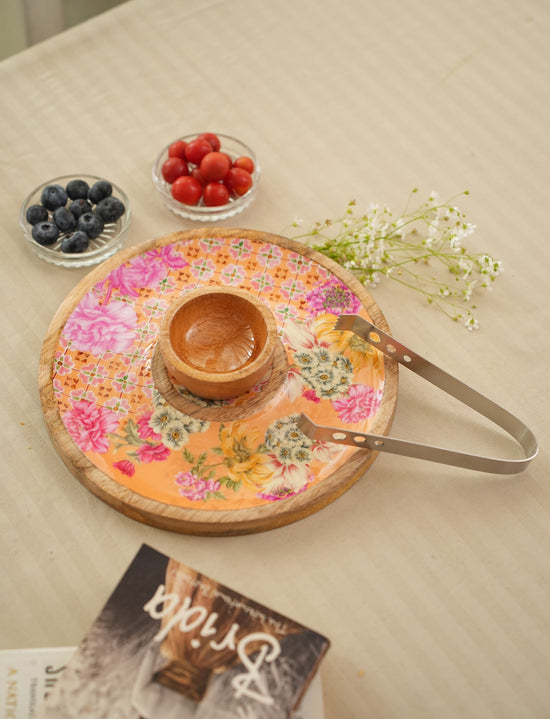 Chip N Dip Plate: Peach