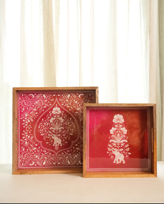 A Nakkashi Set Of 2 Serving Trays - Red